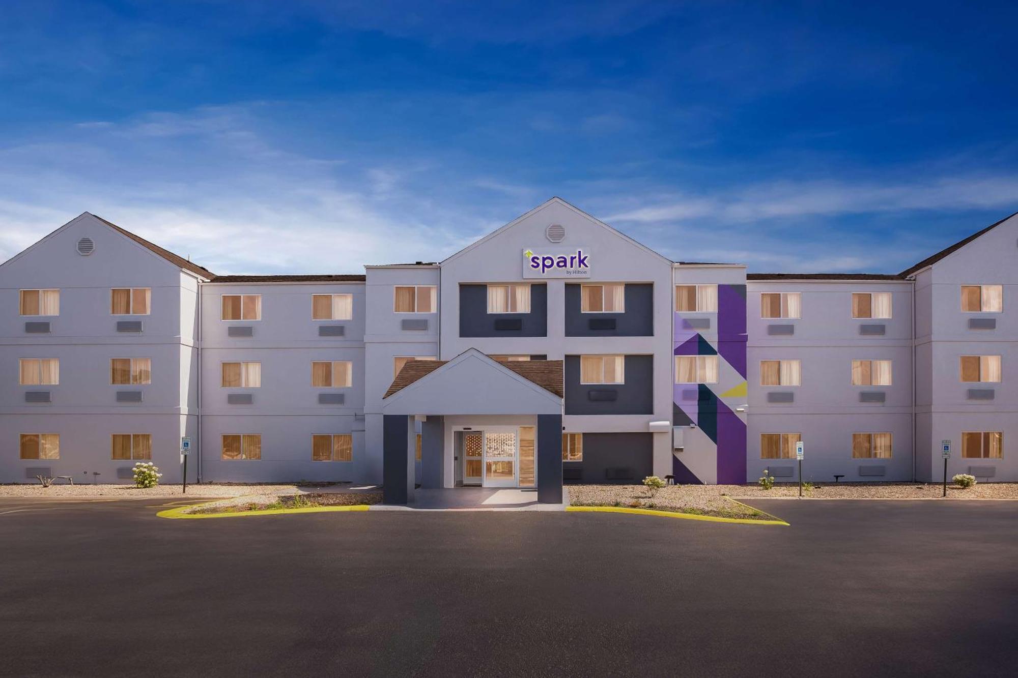 Spark By Hilton Springfield Southwest Exterior photo